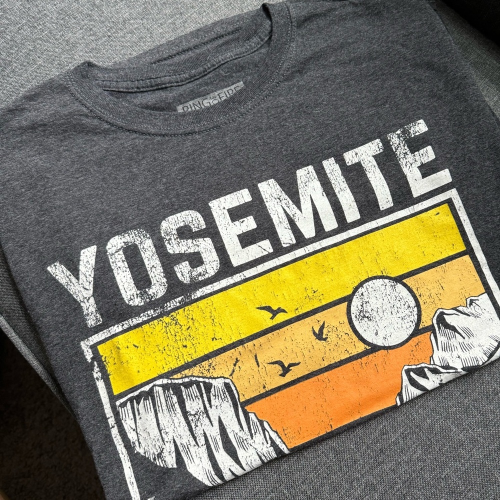 Explore Yosemite in Style: Ring of Fire Distressed Grey T-Shirt Men’s Medium